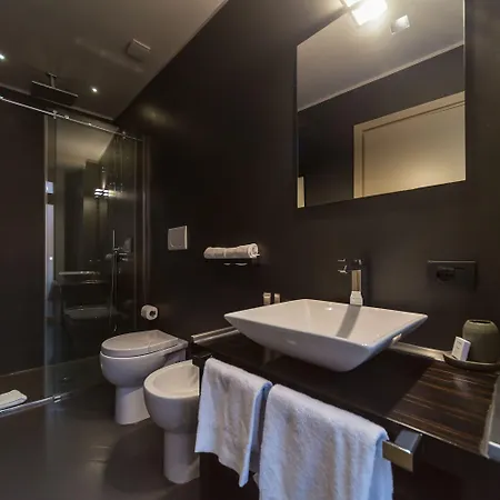 坎普玛泽欧豪华套房酒店